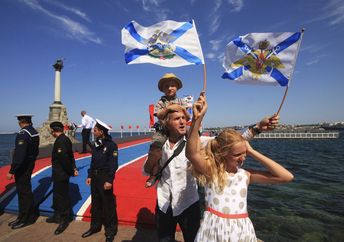 Krimmi poolsaarel tähistatakse täna Vene mereväe päeva.