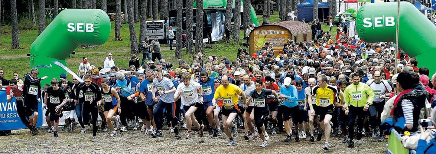 Tartu jooksumaraton ootab tänavu rekordarvu osalejaid. Korraldajad on valmis 23 km ja 10 km distantsil kuni 4000 inimese teenindamiseks.