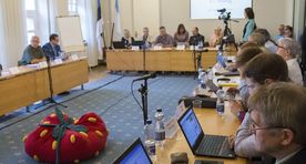 Volikogu tahab linnapea palka tuhande euro võrra suurendada