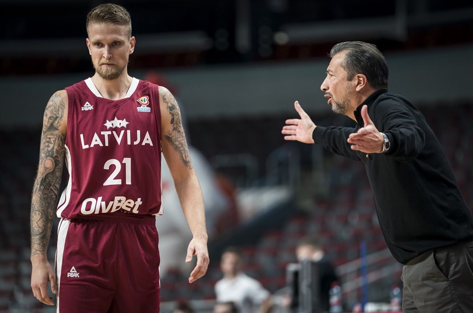Aigars Šķēle un Luka Banki