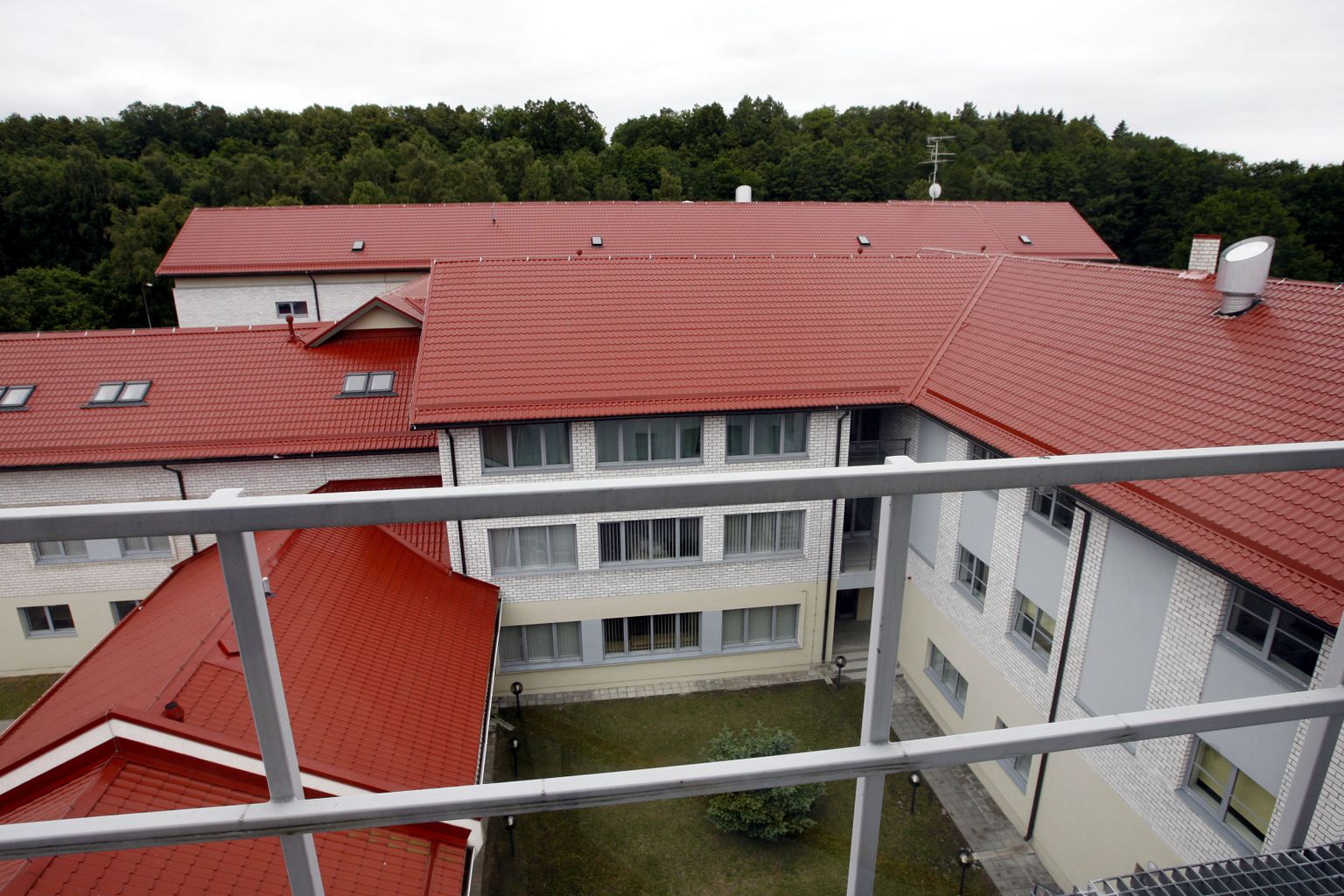 Sisekaitseakaddeemia loodab praegu neljas kohas paikneva kooli peagi koondada Murastesse.