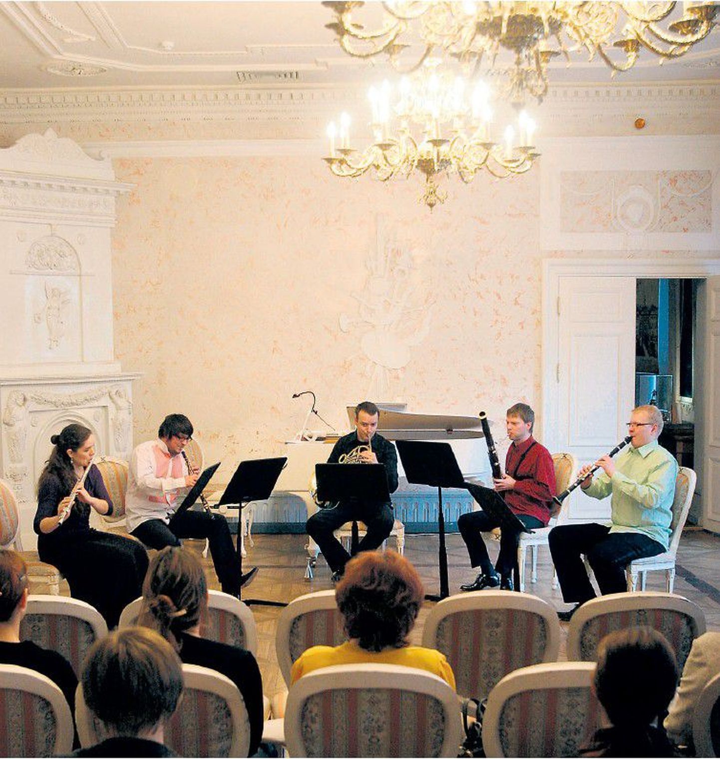 Avakontserdil mängivad Leonora Palu (vasakult, flööt), Riivo Kallasmaa (oboe), Jan Pent­shuk (metsasarv), Rene Sepalaan (fagott) ja Heimo Hodanjonok (klarnet).