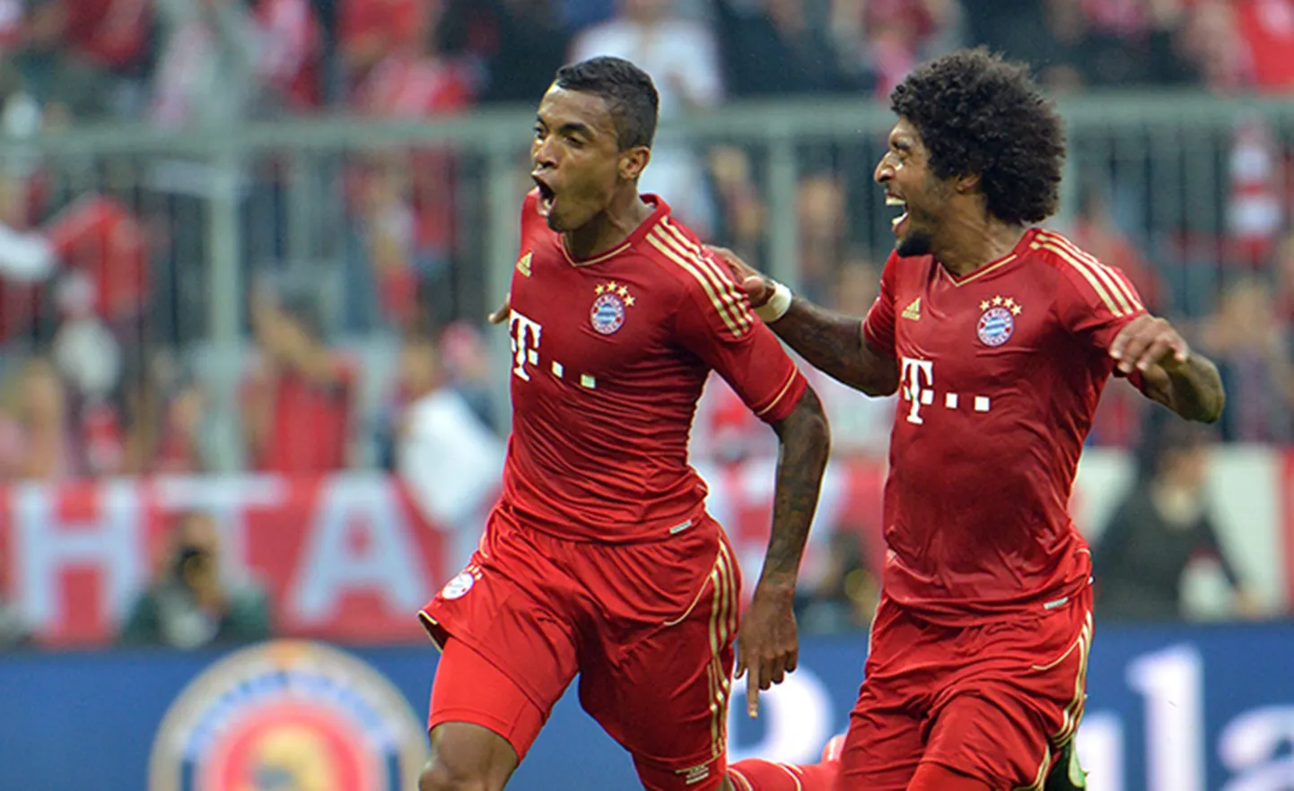 Bayerni mängijad Dante (paremal) ja Luiz Gustavo.
