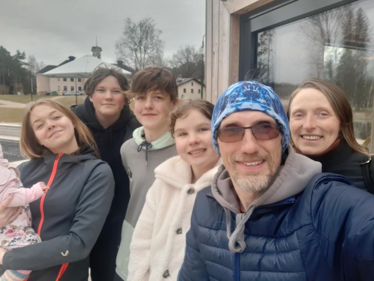 Laura, Sten, Alexander, Emili, Priit ja Kätrin