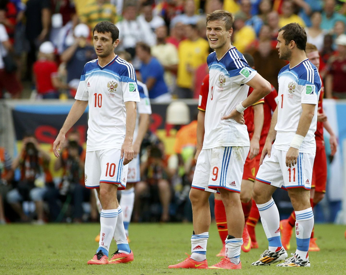 Лидеры сборной России после окончания матча с Бельгией.