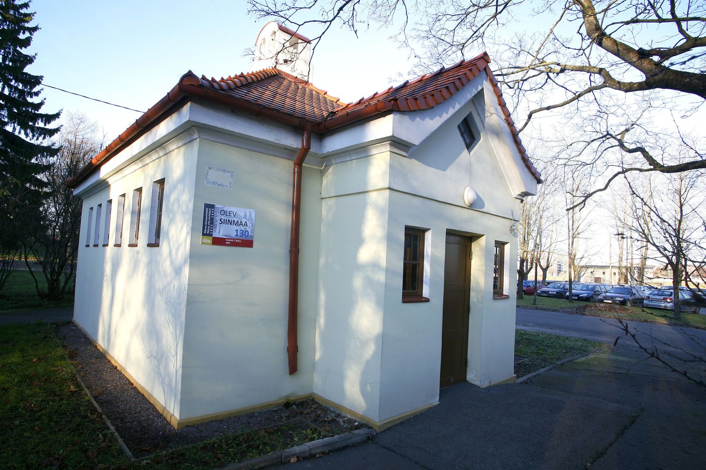 Pärnu Kesklinna silla juure asuv avalik tualett.