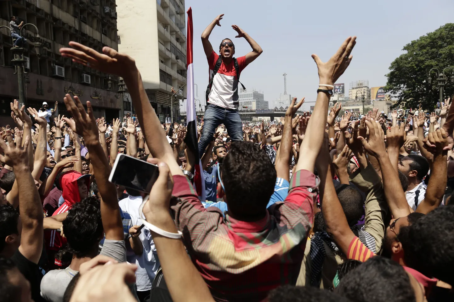 Kukutatud presidendi Mohammed Morsi toetajad kaks aastat tagasi Kairos.