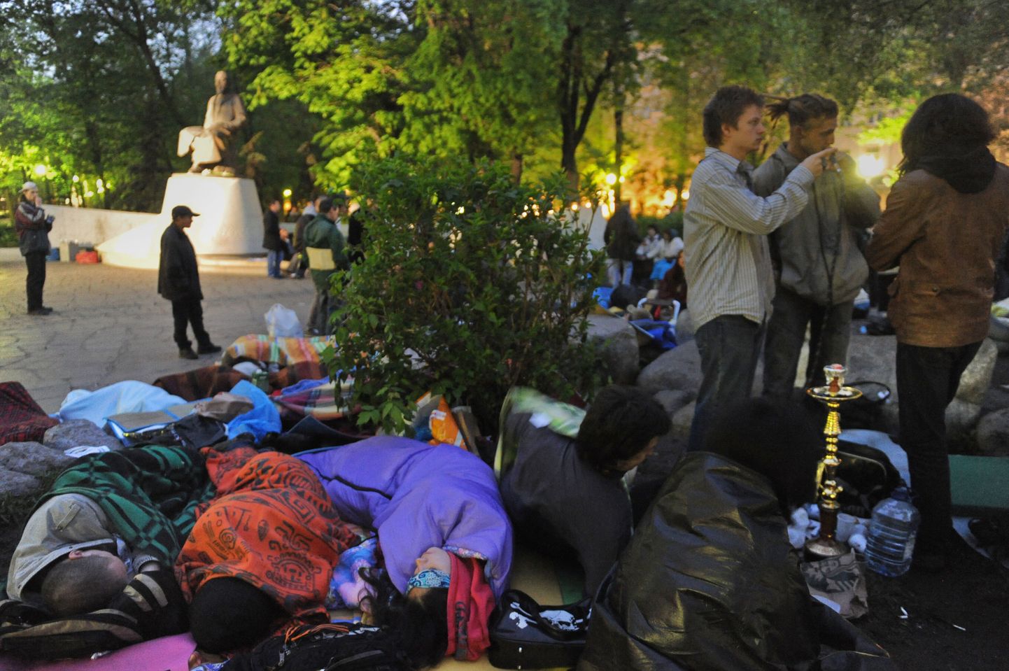 Protestijad täna Moskvas Tšistõje Prudõ bulvari lähedal magamas.