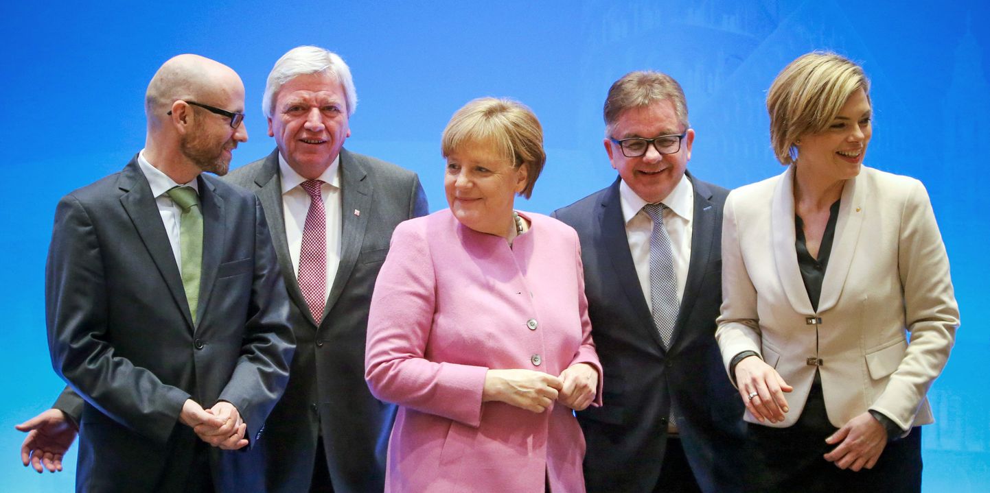 Vasakult: CDU peasekretär Peter Tauber, Hesse liidumaa peaminister Volker Bouffier, Saksamaa liidukantsler Angela Merkel, CDU Baden-Württembergi liidumaa kohalike valimiste esikandidaat Guido Wolf ja CDU juht Rheinland-Pfalz‎i liidumaal Julia Klöckner eile Mainzis CDU kohtumisel.