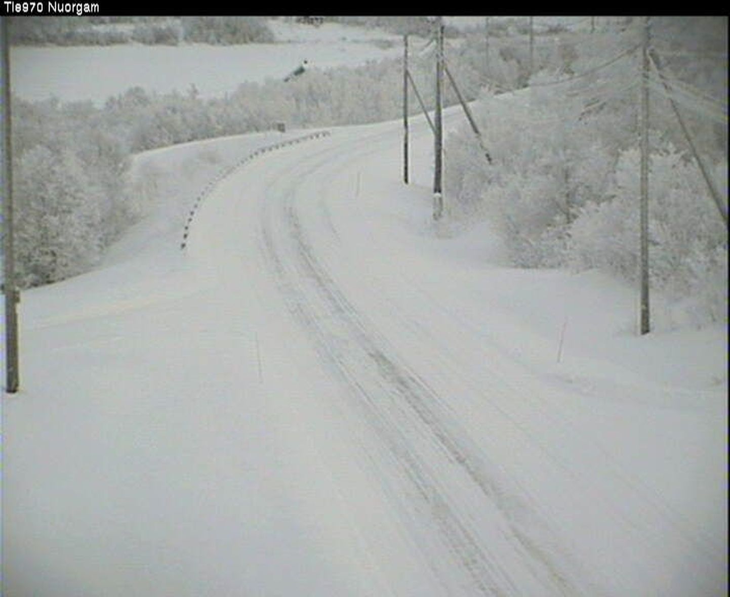 Utsjoelt Nuorgami suunduv maantee. Maanteekaamerast saadud teabe järgi mõõdeti seal täna kell 11.12 külma 18,4 kraadi.