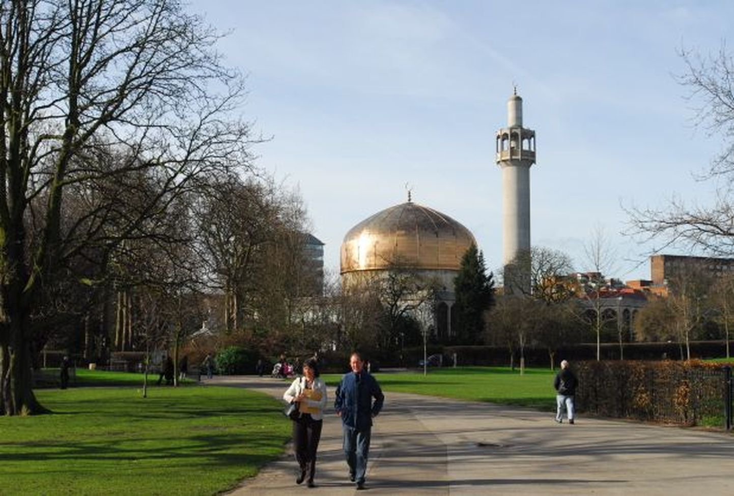 Näide mošeest, mis asub väljaspool islamimaid: Londonis Regent Parkis asuv mošee