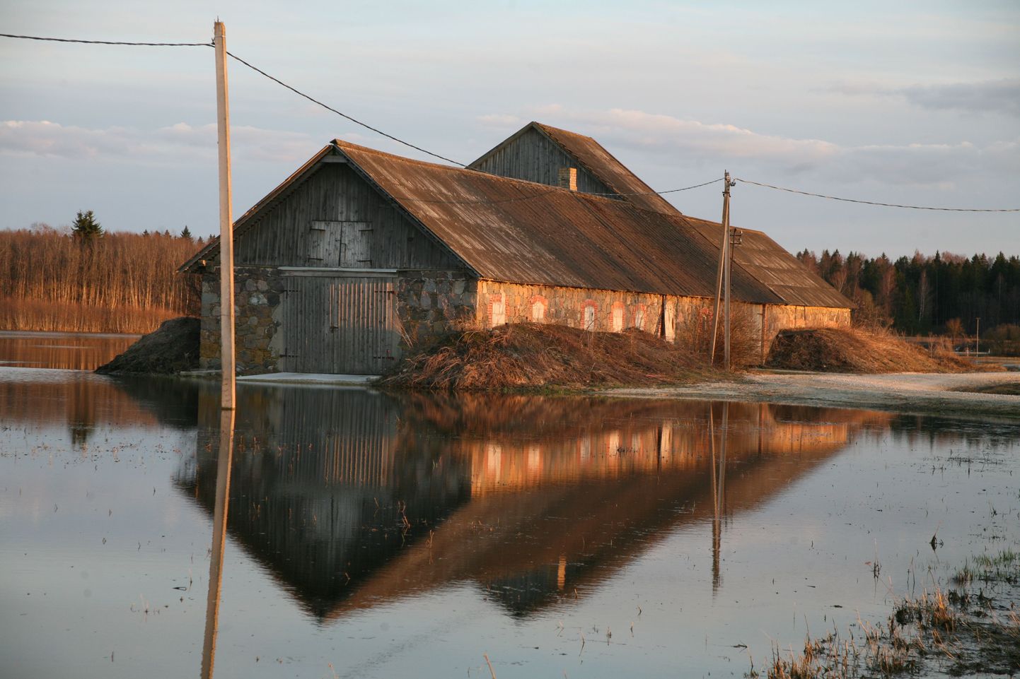 Kevadine suurvesi ohustab 5-6 piirkonda Eestis ja uuselamurajoone.