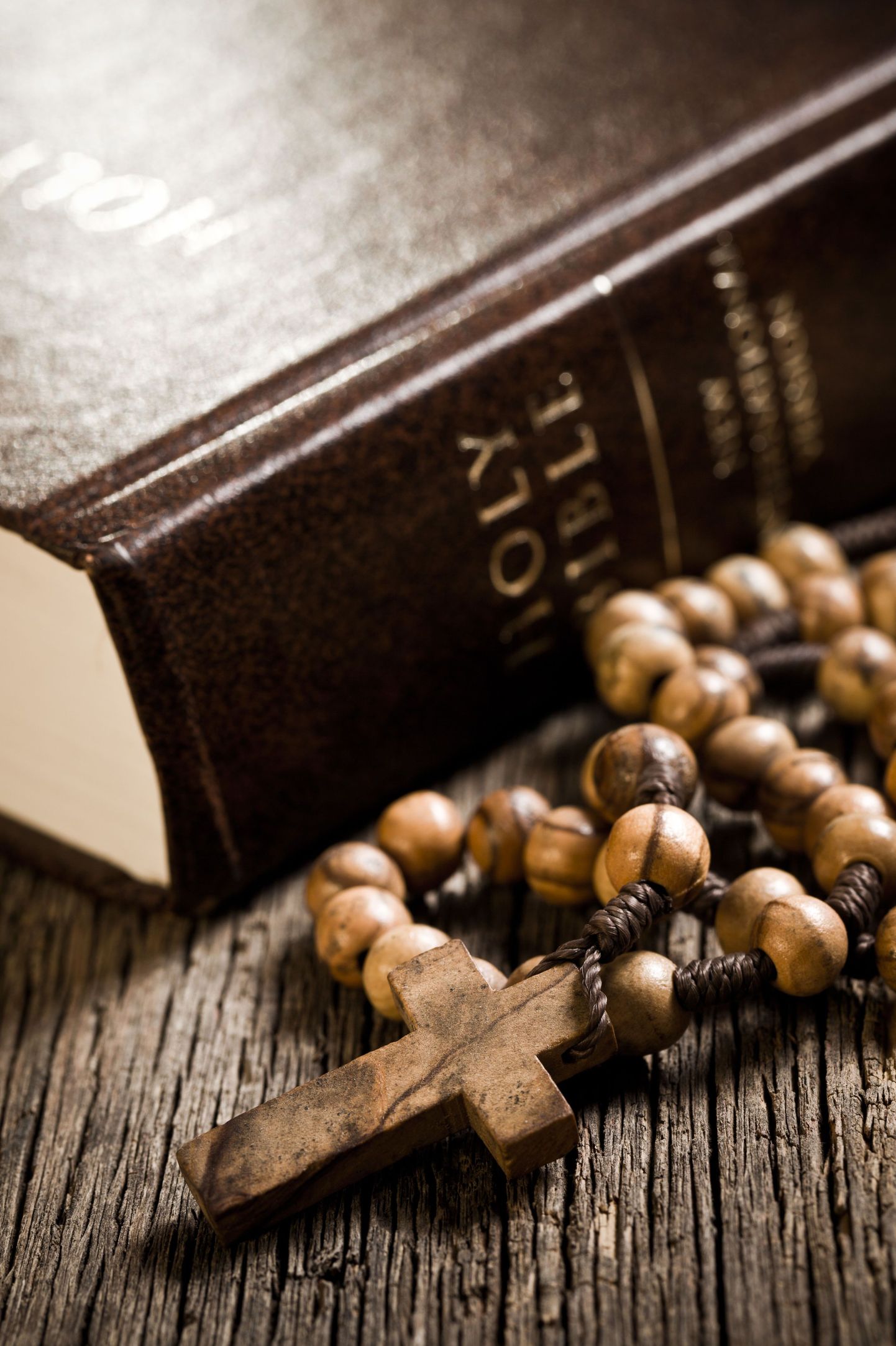Piibel ja palvehelmed