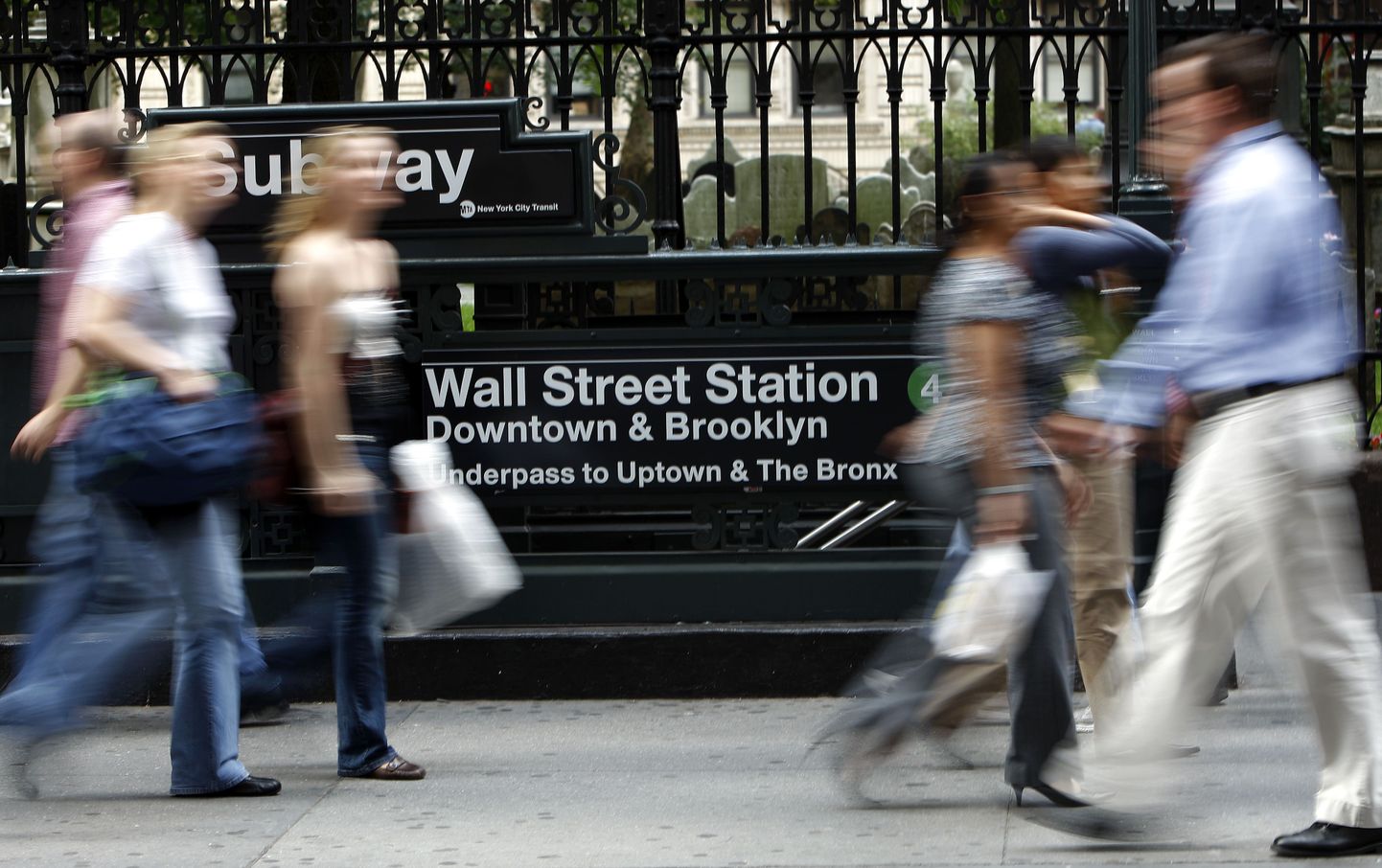 Sissekäik Wall Street'i metroojaama 15. septembril 2008.