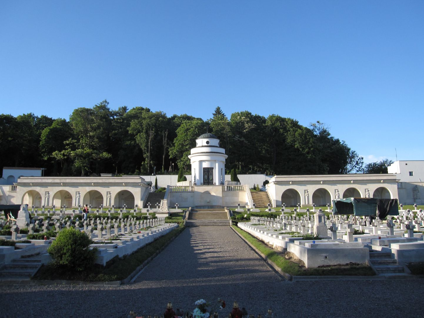 Ukrainas asuv Lvivi Lõtšakivi kalmistu.