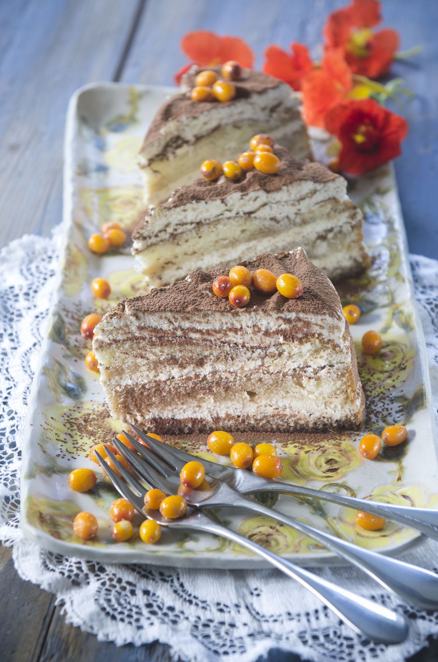 Eestimeelne kama-tiramisu.