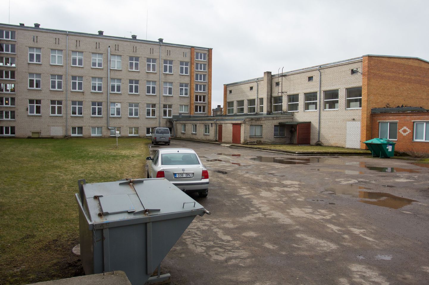 Viljandi kolmest suurest põhikoolist on Paalalinna kool ainus, mida pole kapitaalselt uueks ehitatud.
