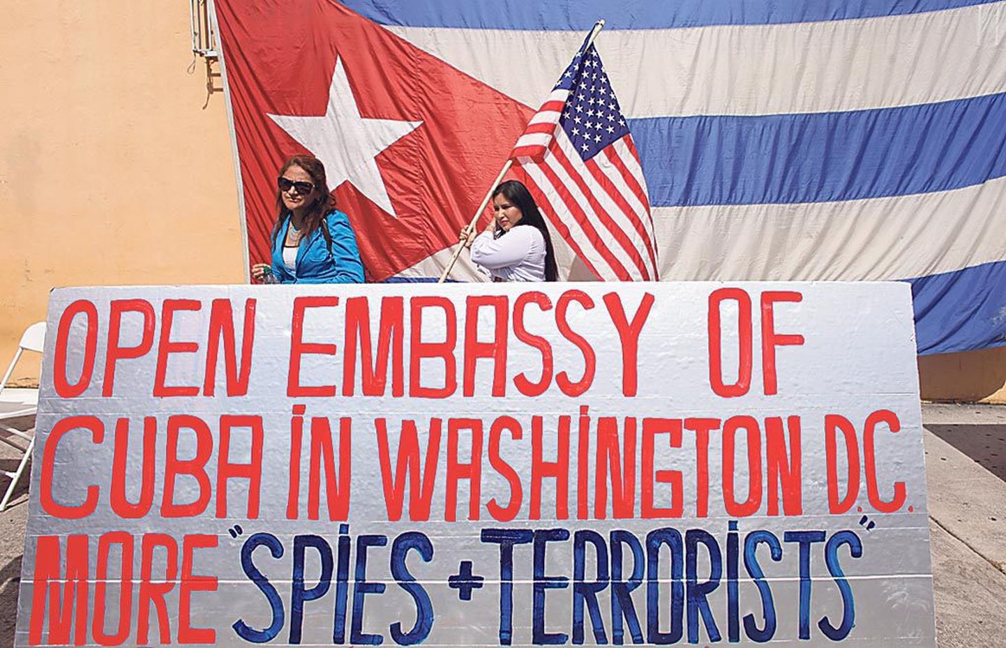 Mitte kõik pole vaimustuses Kuuba saatkonna avamisest.