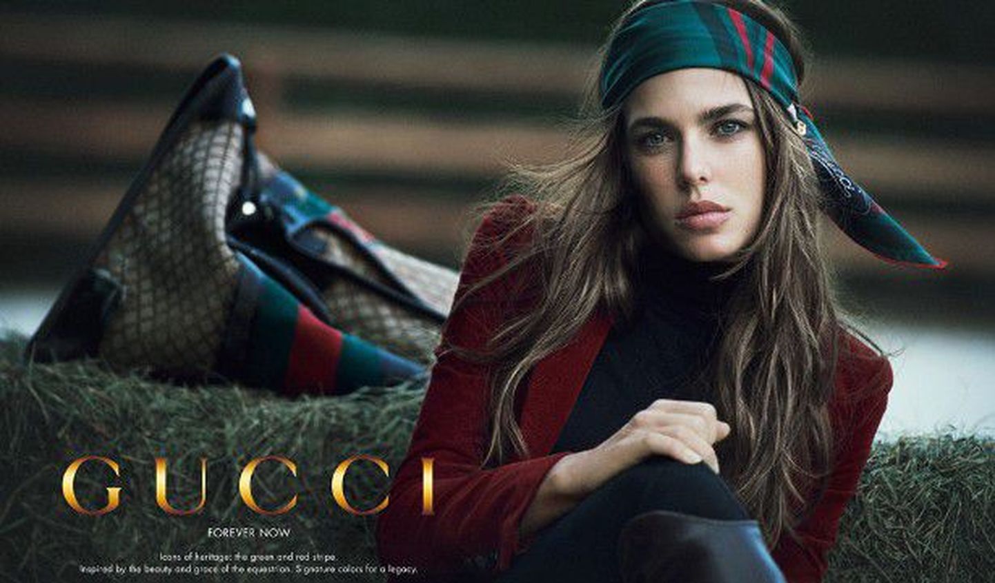 Реклама косметики Gucci c участием Шарлотты.