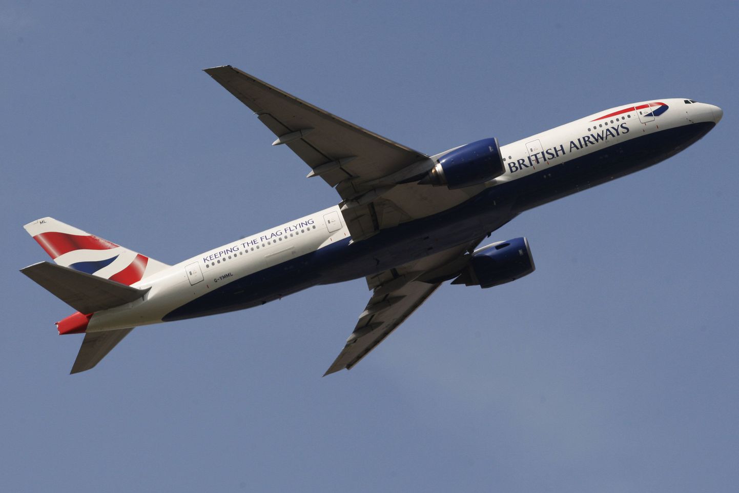 Самолет British Airways.