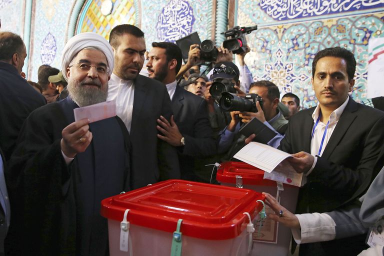Iraani president Hassan Rouhani täna Teheranis valimas. Foto: Uncredited/AP/Scanpix