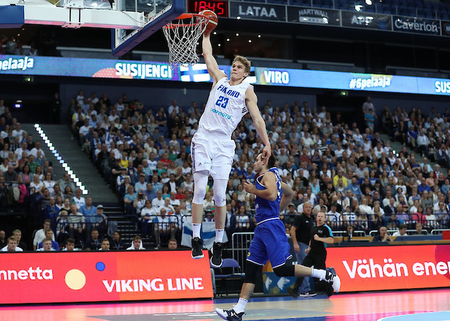 Lauri Markkanen kogus võõrustajate parimana 23 punkti.