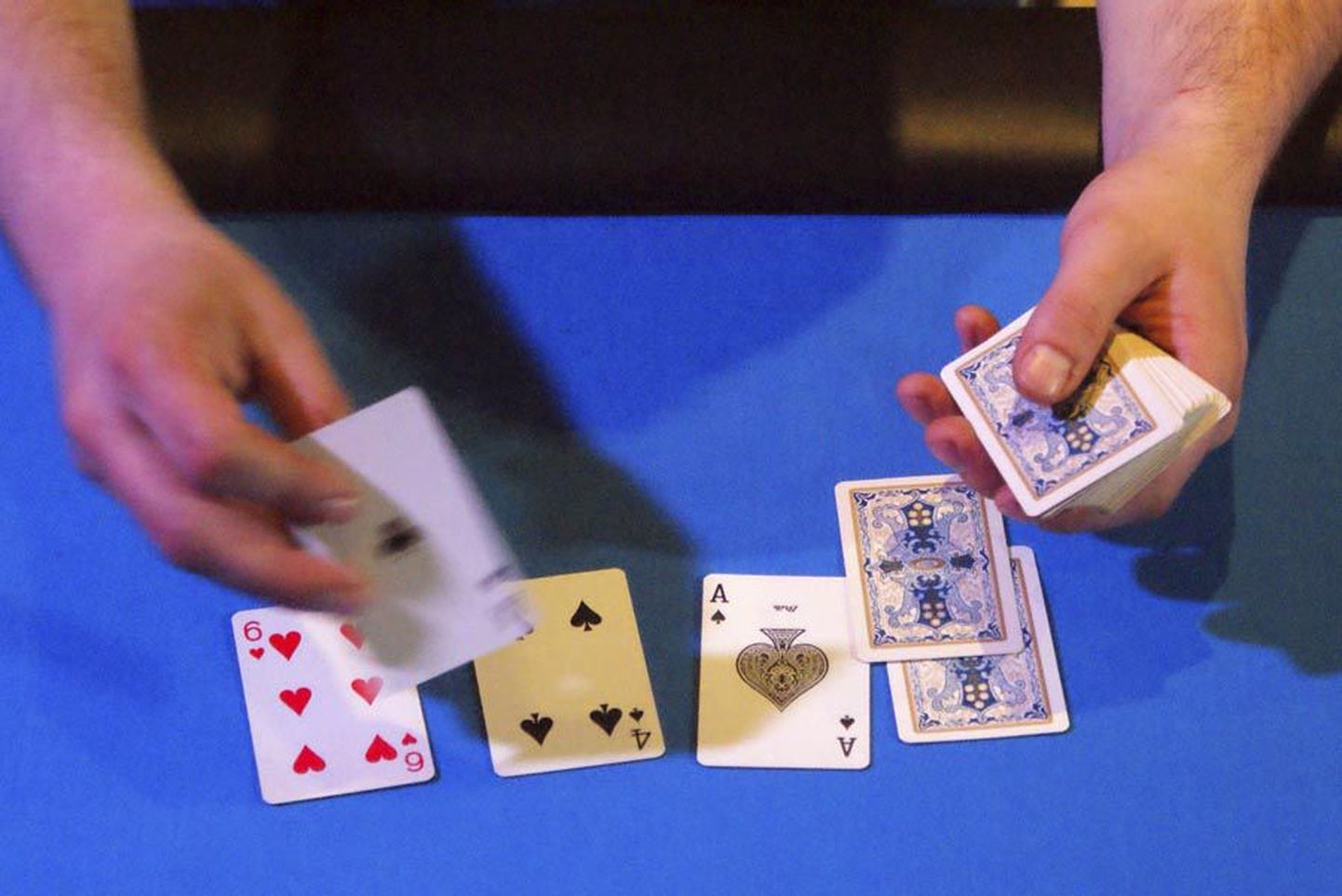 Turniiripokkeril on erinevalt paljudest teistest kaardimängudest oskustel ja vaimsel vastupidavusel suurem tähtsus kui õnnel.