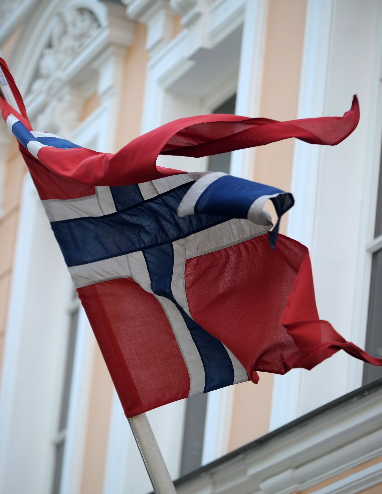 Norra saatis möödunud aastal riigist välja rekordarvu välismaalasi
