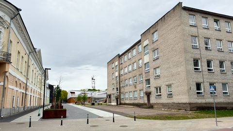 Narva muusikakooli õpetajad nõuavad linnalt kooli kolimise plaani ülevaatamist