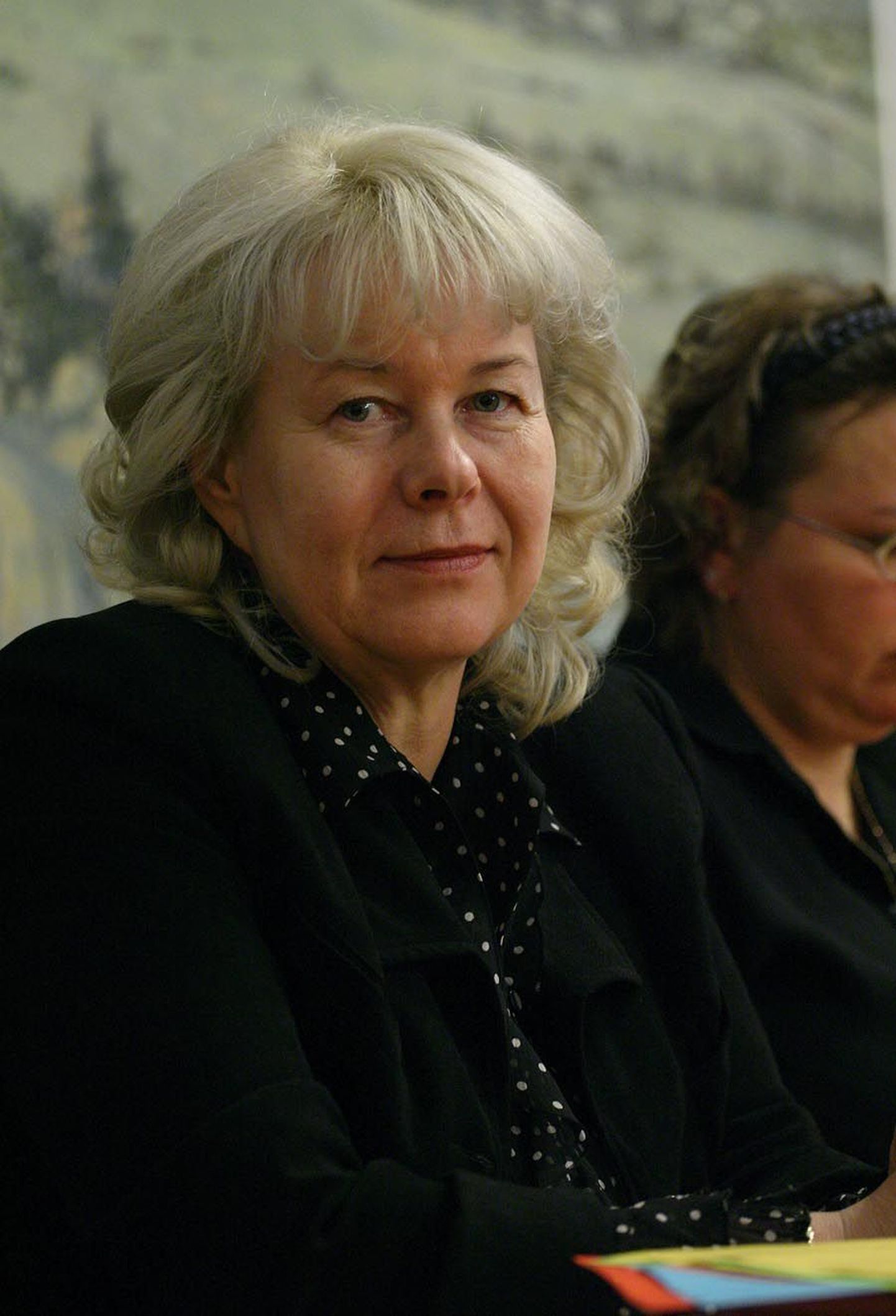 Viiratsi hoolekandekeskuse juhataja Merike Siht pälvis Eesti sotsiaaltöö assotsiatsiooni aastatunnustuse.
