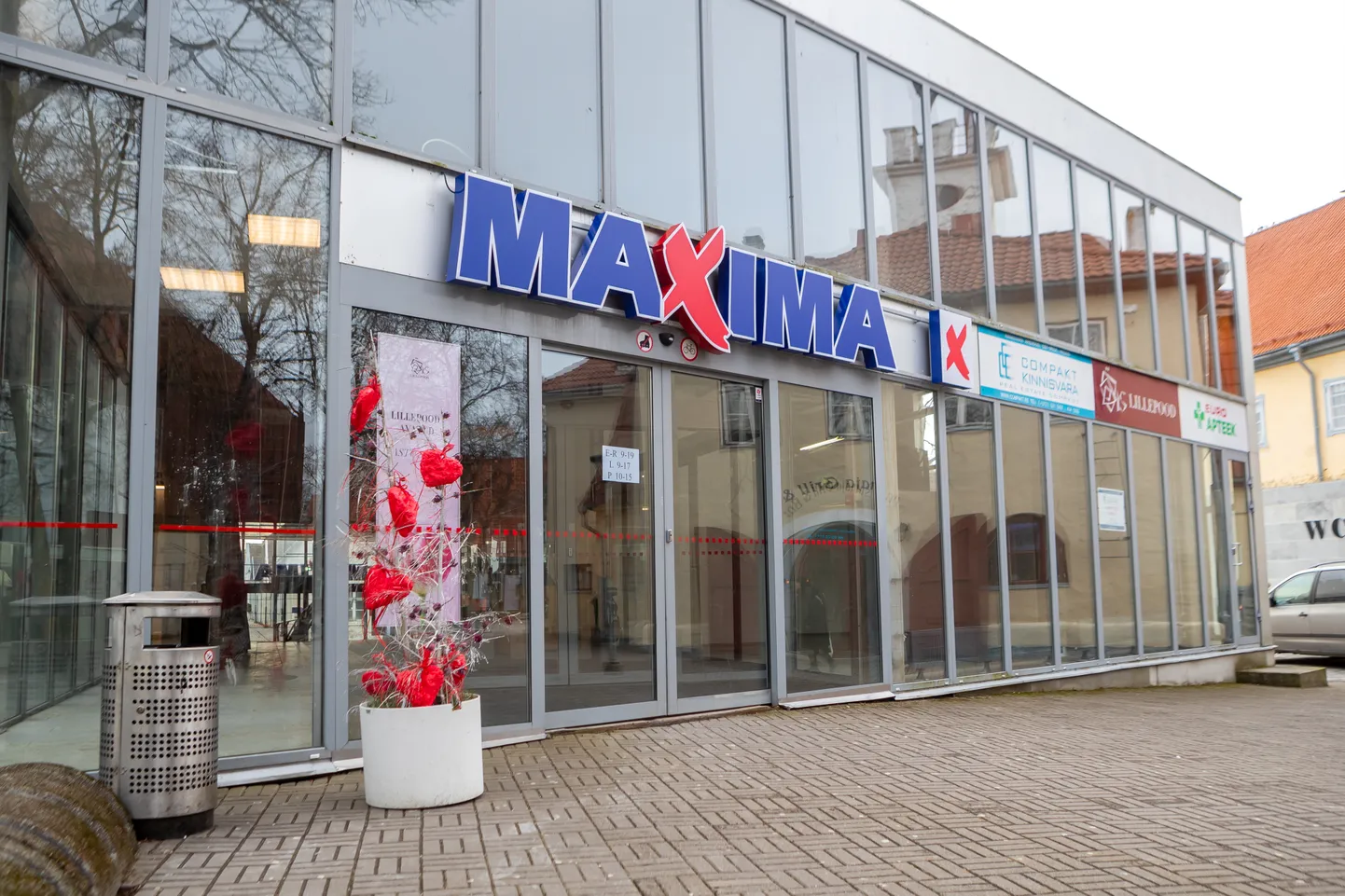 Kesklinna Maxima X