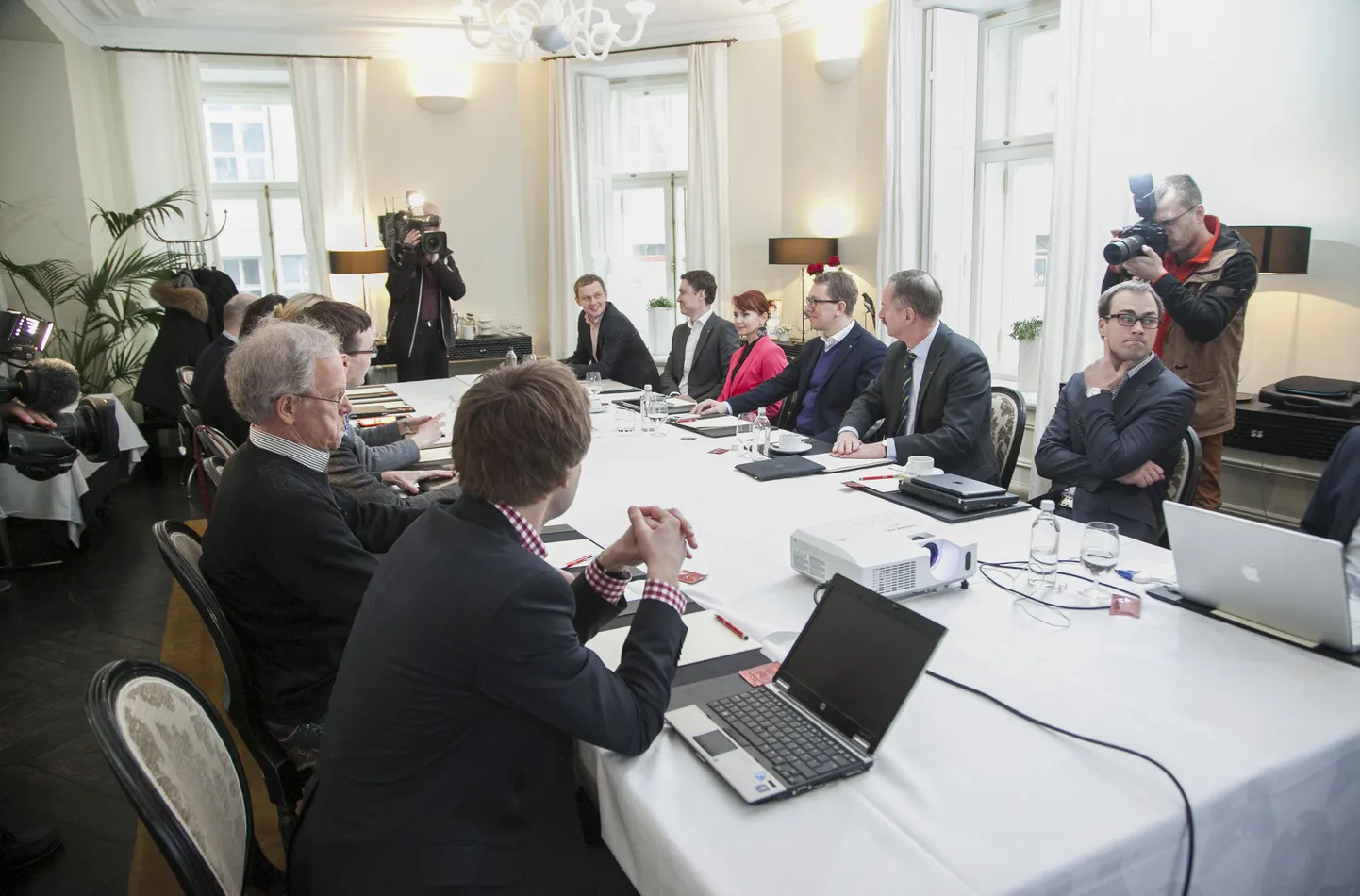 Reformierakonna ja sotsiaaldemokraatide konsultatsioonid