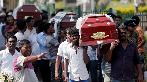 Образованные и обеспеченные. Что известно о смертниках, взорвавших церкви на Шри-Ланке