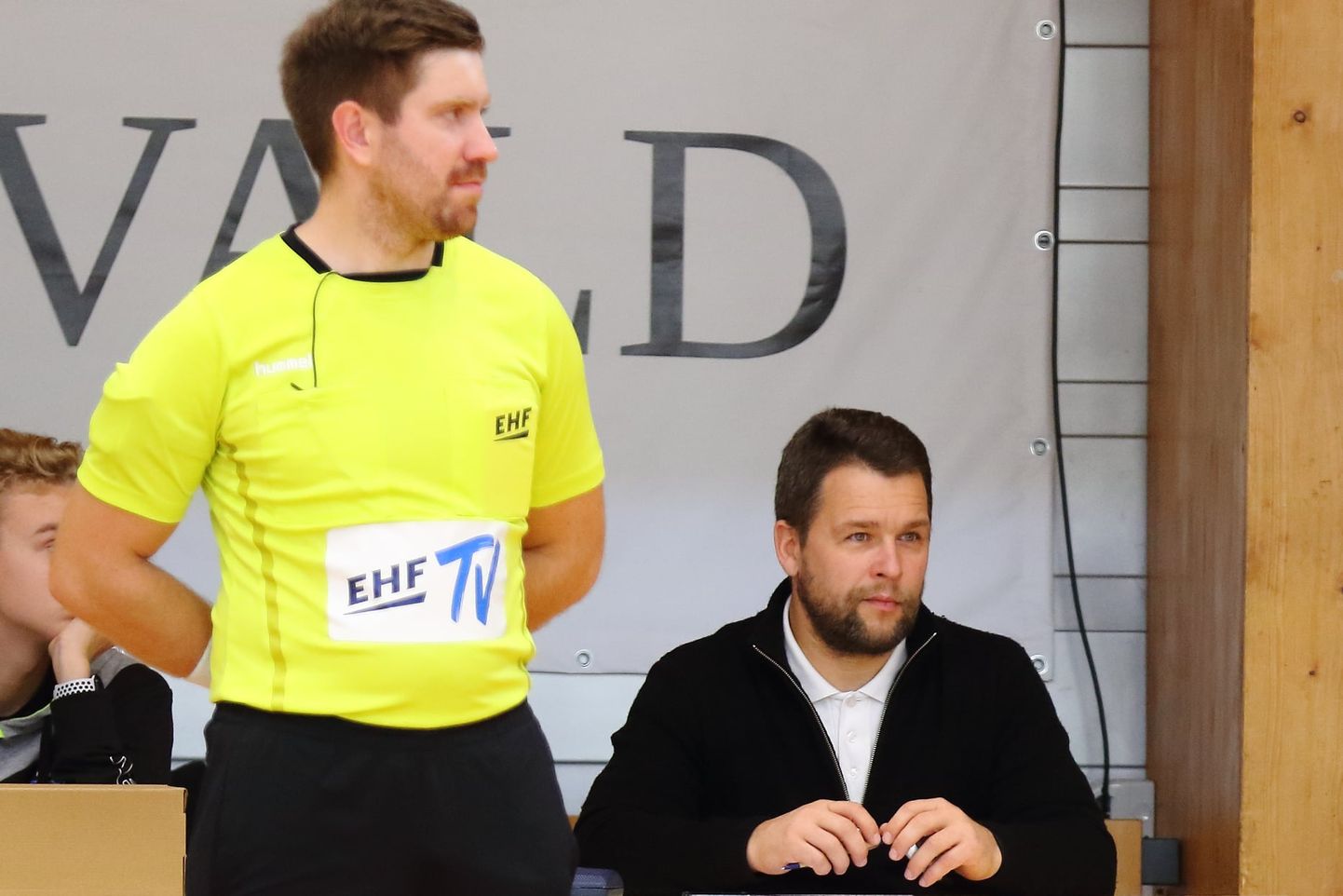 Euroopa Käsipalliliidu delegaadina toimetav Urmo Sitsi (paremal) hindab kõrgelt Skandinaavia klubide korralduslikku poolt.