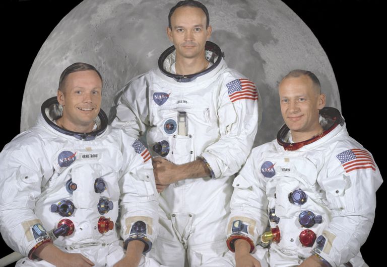 Vasakult: Neil A. Armstrong, Michael Collins ja Edwin «Buzz» Aldrin