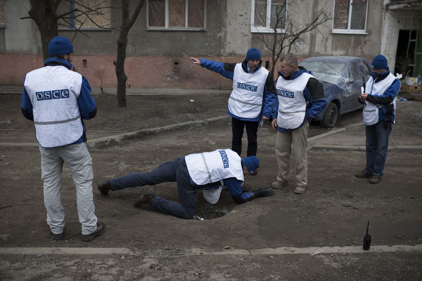 OSCE vaatlejad Mariupolis pärast 30 elu nõudnud rünnakut.