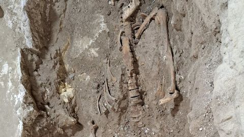 Nīderlandē atrastas ceturtā musketiera d'Artanjana mirstīgās atliekas