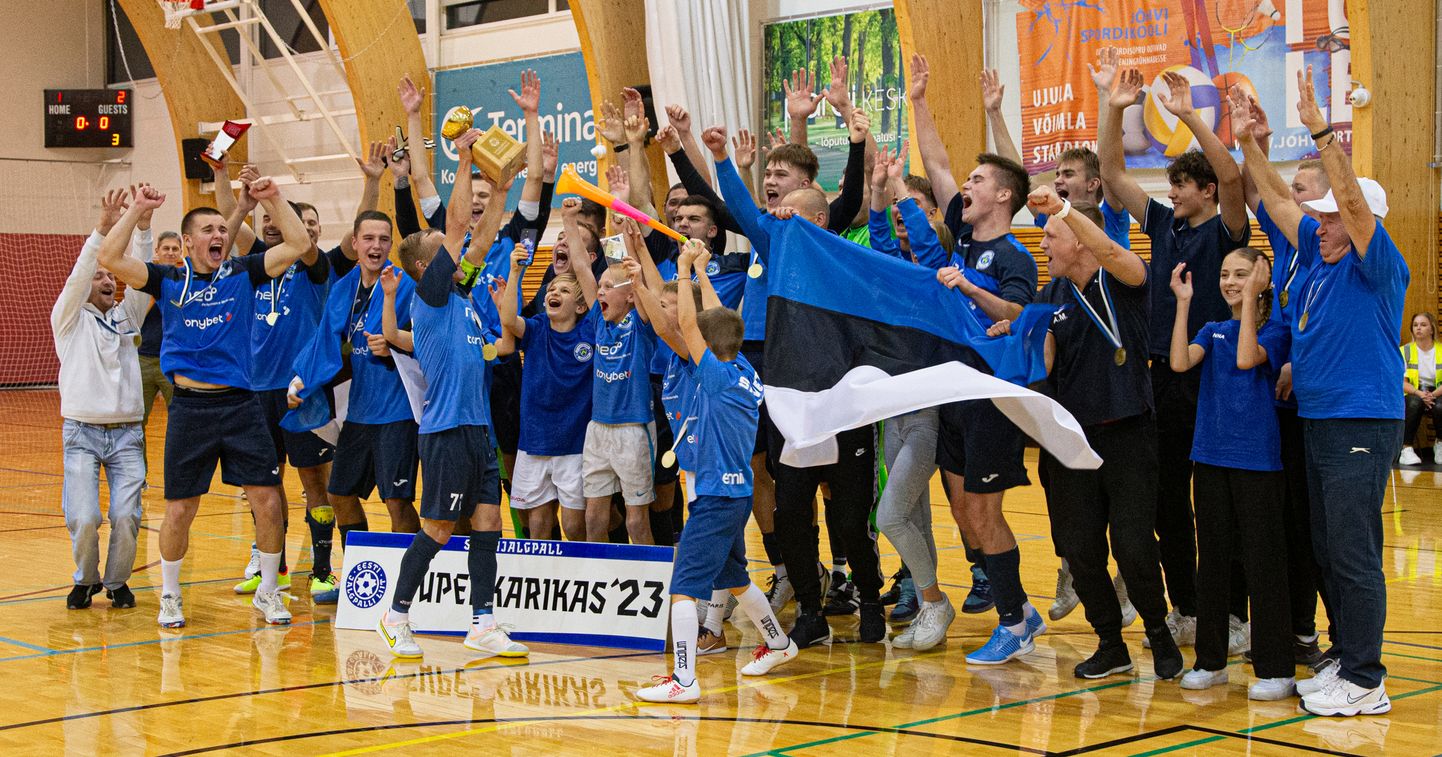 Võituderikas hooaeg: oktoobris võitis Sillamäe NPM Silmeti meeskond Eesti saalijalgpalli superkarika ja veebruaris karika ning sel laupäeval tuli esmakordselt ka Eesti saalijalgpalli meistriks.