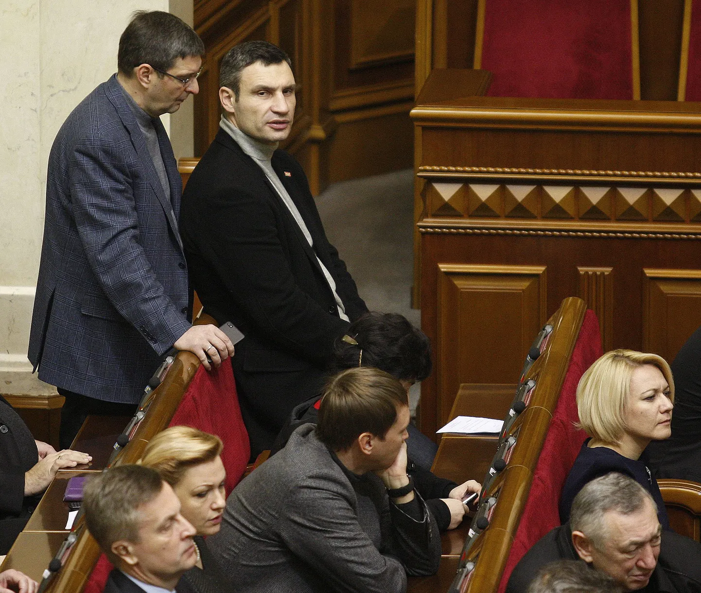 UDARi liider Vitali Klitško (taga parempoolne).