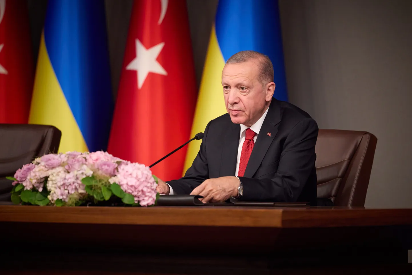 Türgi president Recep Tayyip Erdoğan võõrustamas Ukraina riigipead Volodõmõr Zelenskõid 7. juulil 2023