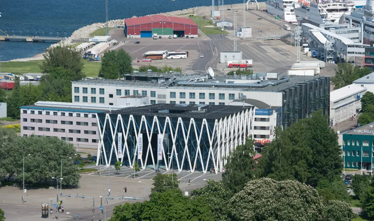Вид на комплекс зданий Tallink.