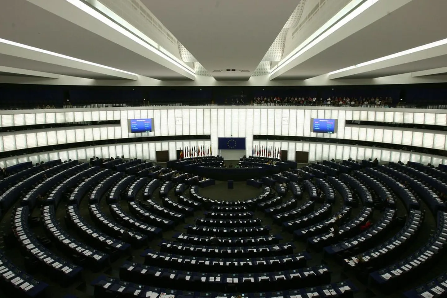 Зал заседаний Европарламента.