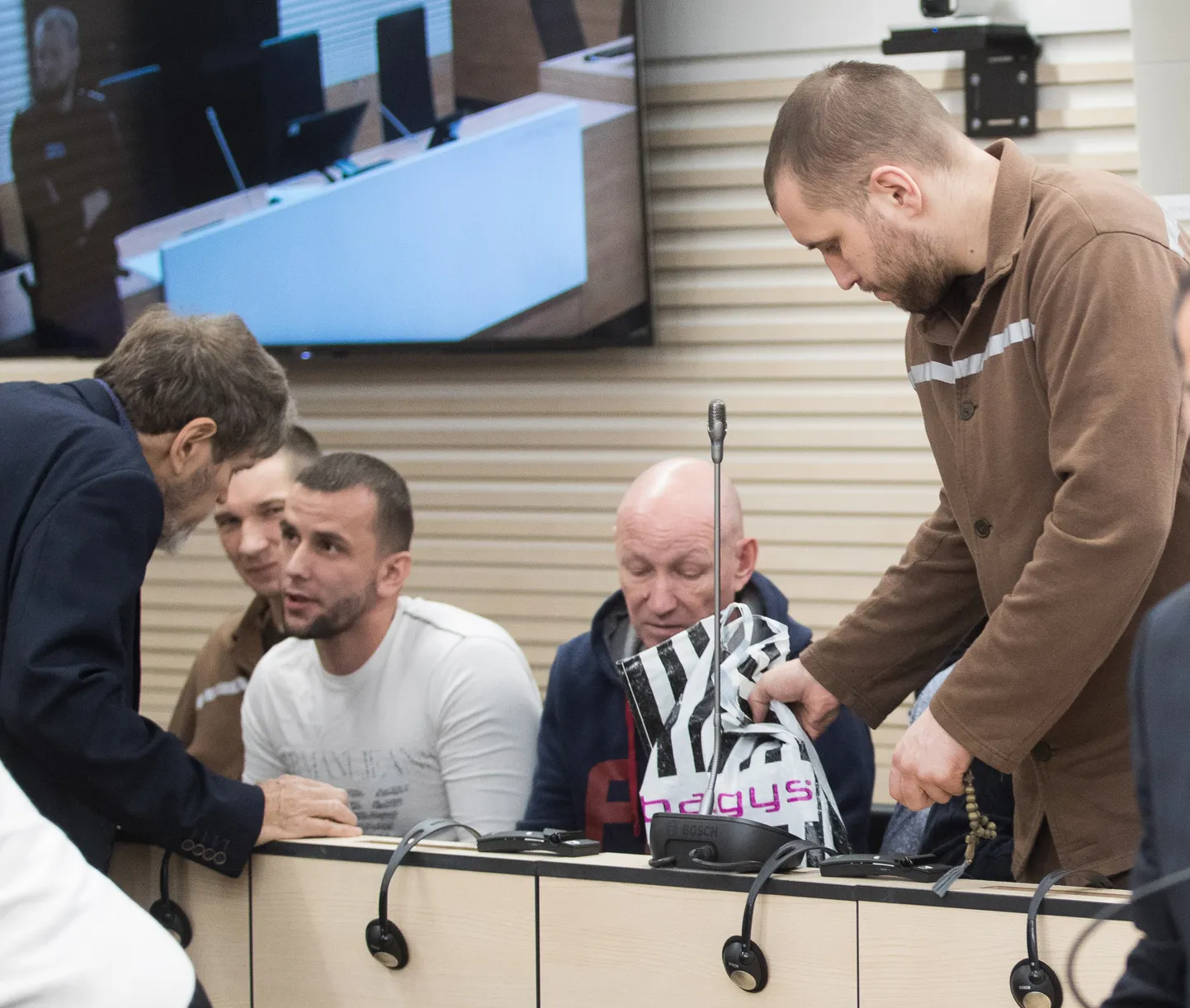Kemerovo grupeering kohtus. Andrei Vaskin, Konstantin Kartsev ja Vjatšeslav Gulevitš.