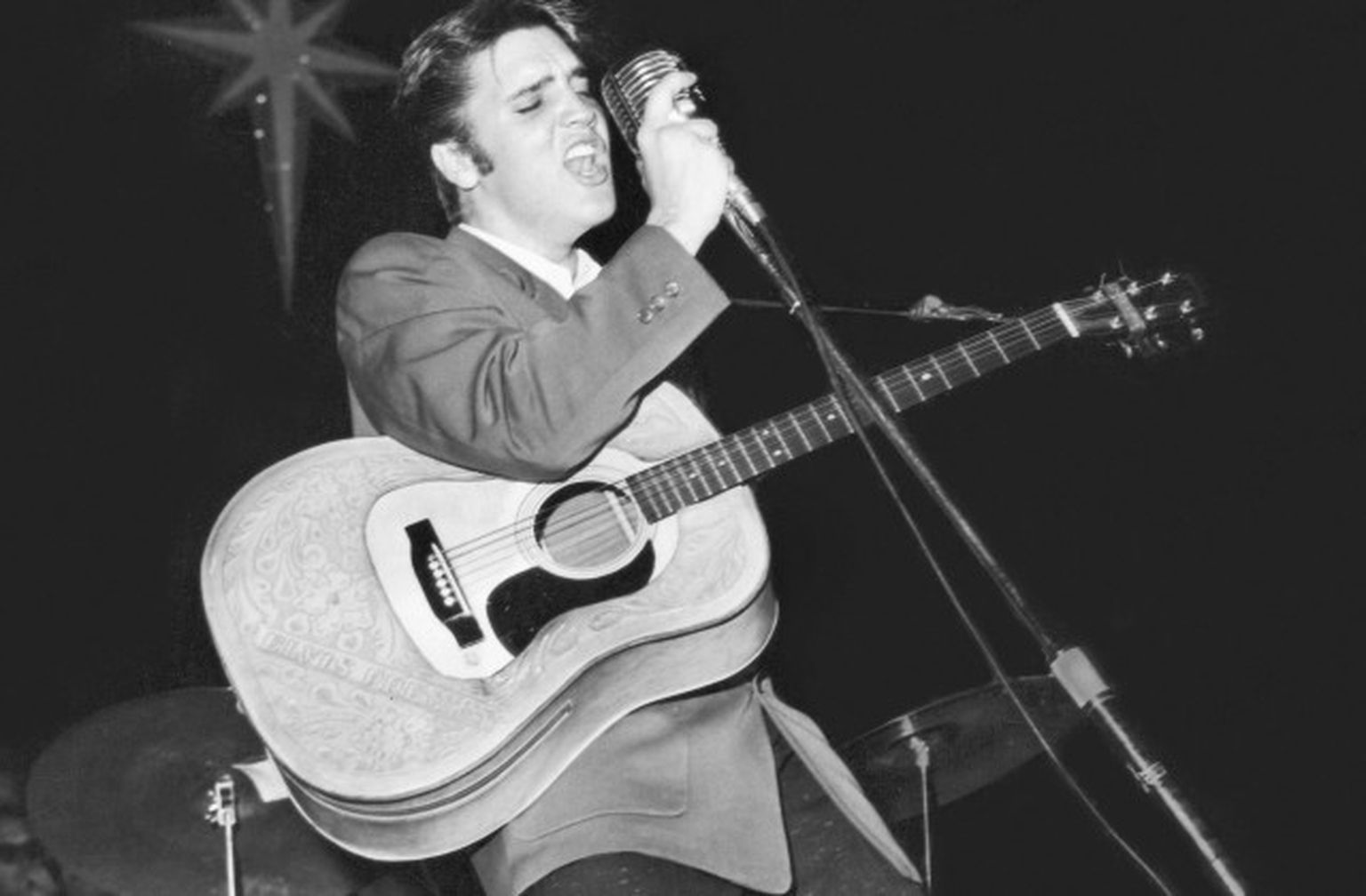 Elviss Preslijs 1956. gadā