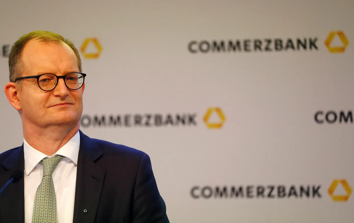 Commerzbanki juht Martin Zielkelt oodatakse kärpeid.
