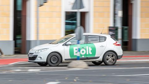 «Я не обслуживаю русских»: водитель Bolt отказался везти жительницу Эстонии