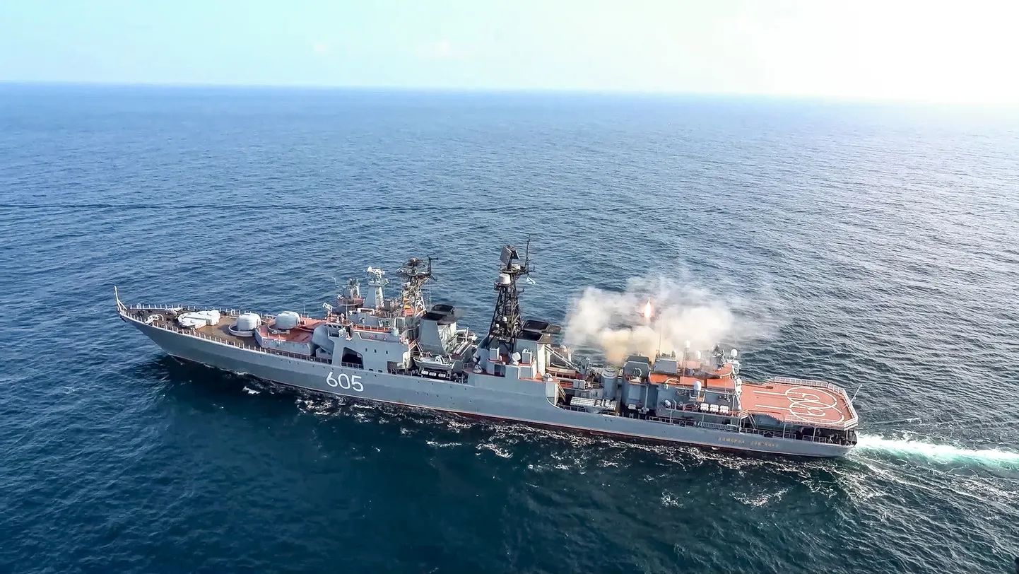Vene sõjalaev Admiral Levtšenko Okean-2024 mereõppusel.