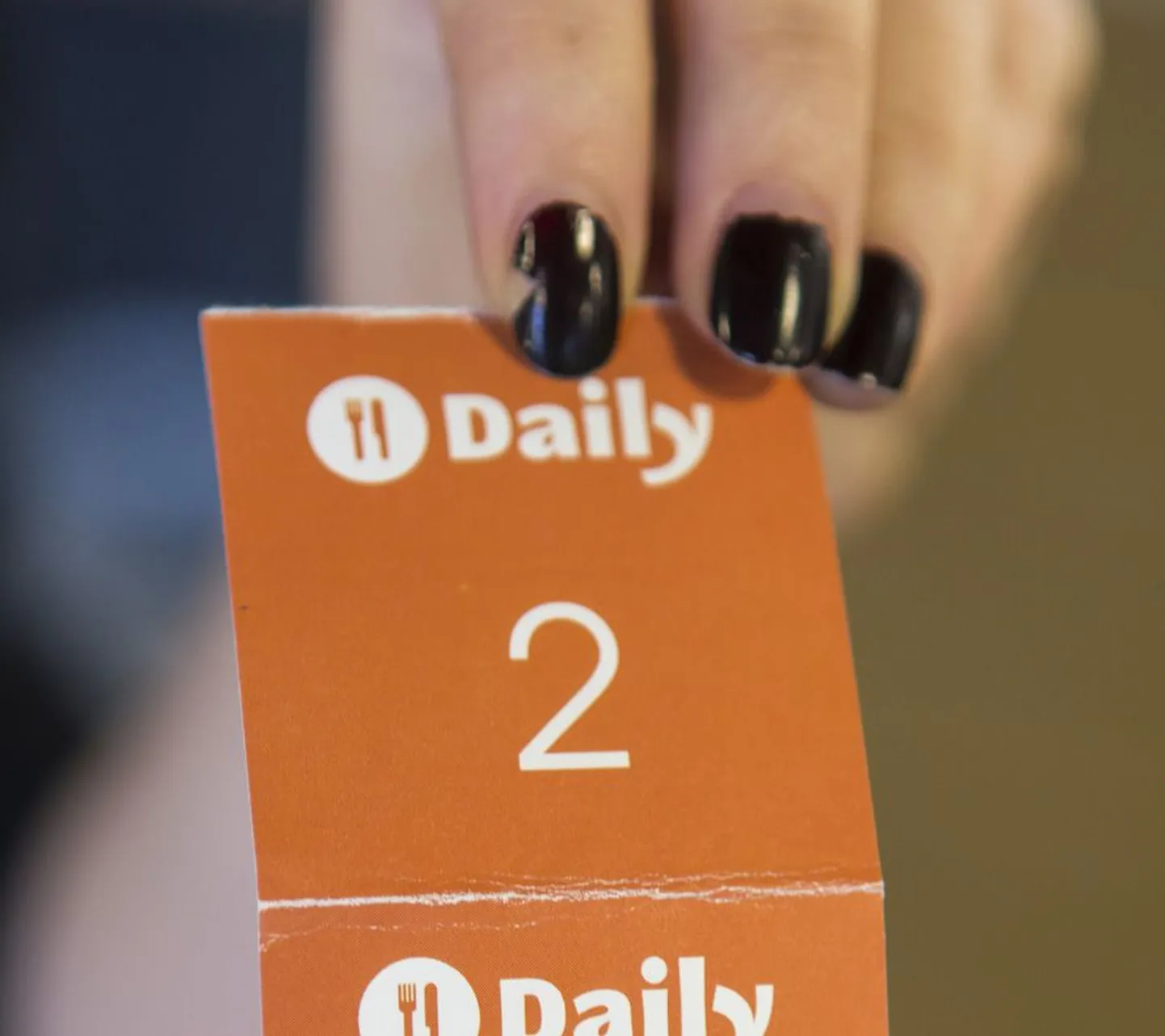 Põhikoolide lapsi toitlustav Daily toetab sel aastal rahaga nelja Viljandi last.