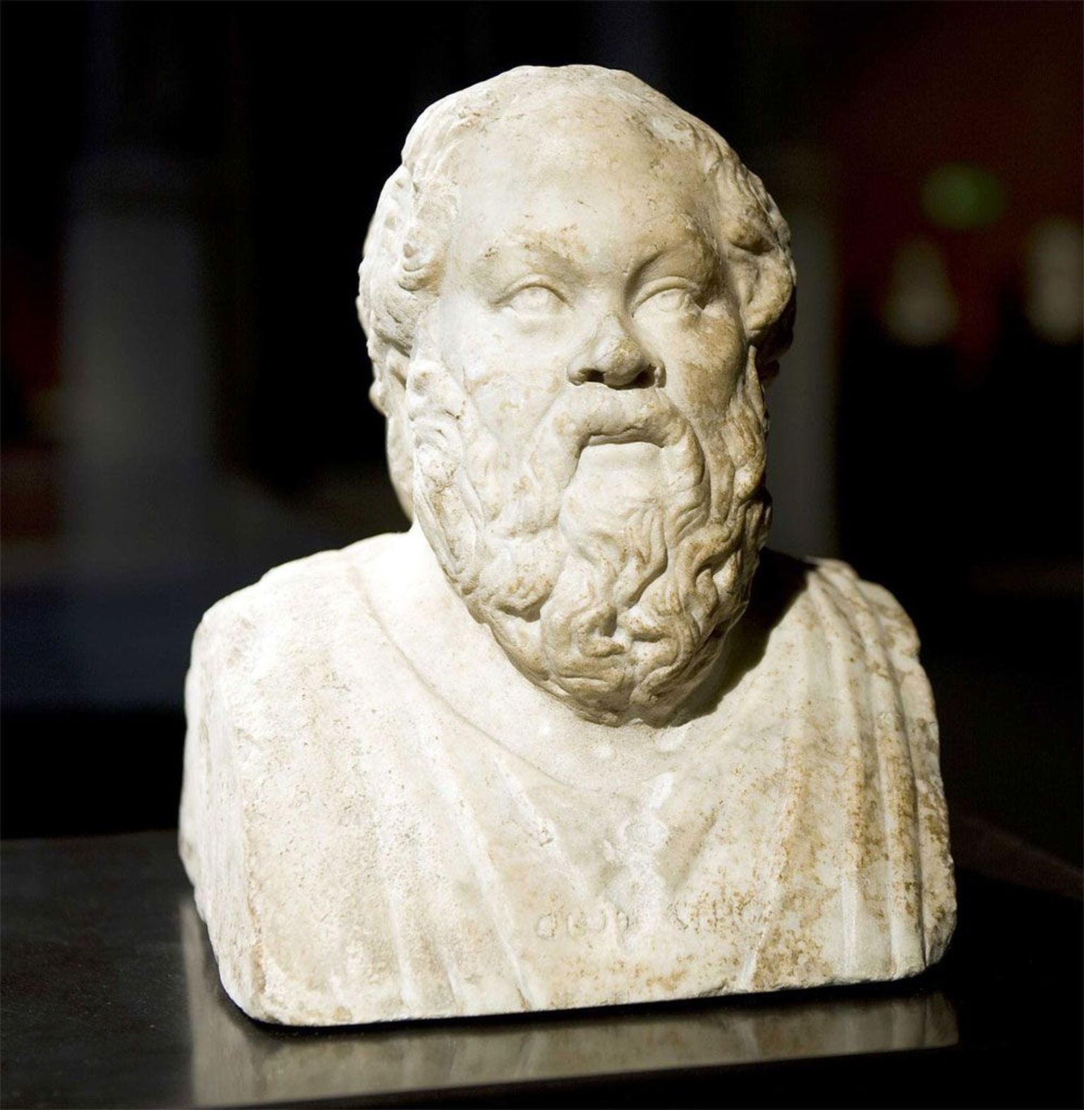 Vana-Kreeka õpetlase Sokratese büst.
