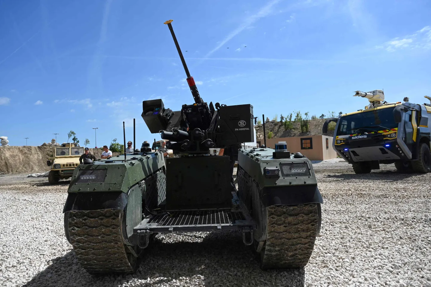 Milrem Roboticsi toodetud sõjatehnika.